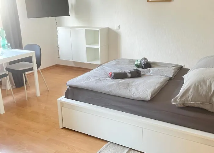 New # Gesamte Unterkunft- 3 Private *